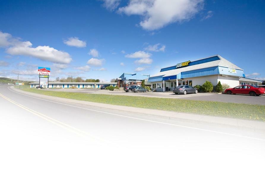 Motel Claude Degelis Exterior foto